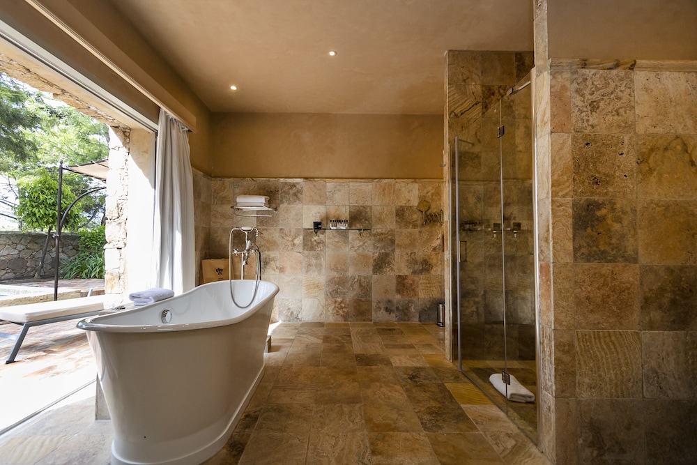 Luxury Villa, 2 Bedrooms, Private Pool, Mountain View