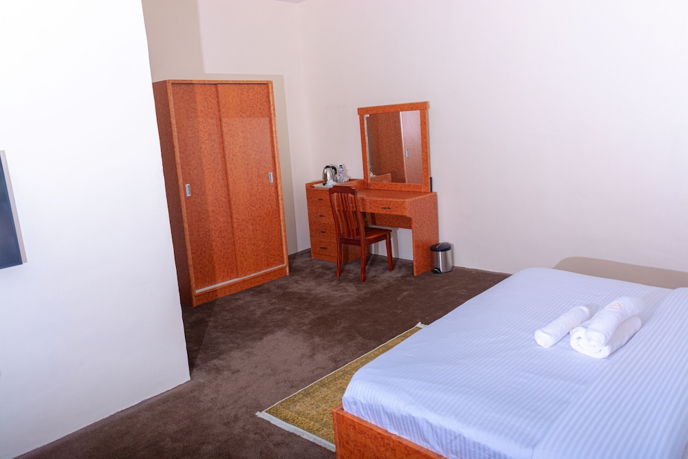 Royal Suite - Photo 3