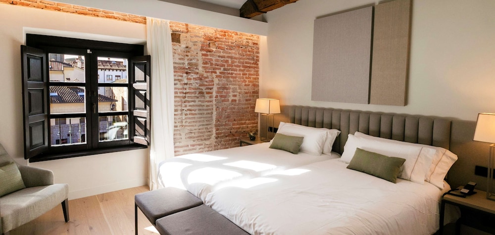 Superior Room - Photo 4