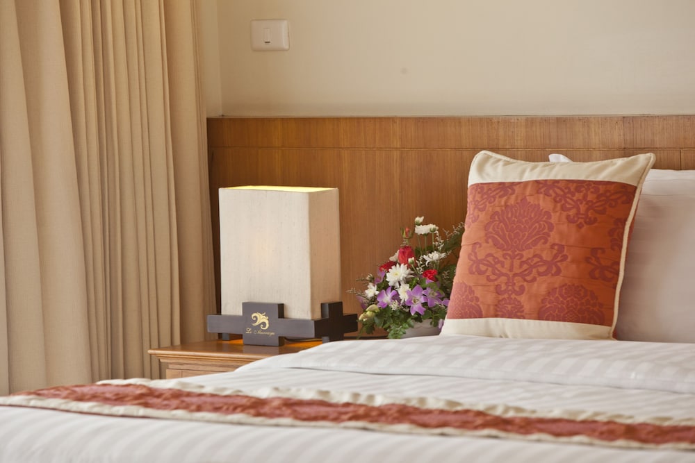 Deluxe Double Room - Photo 15