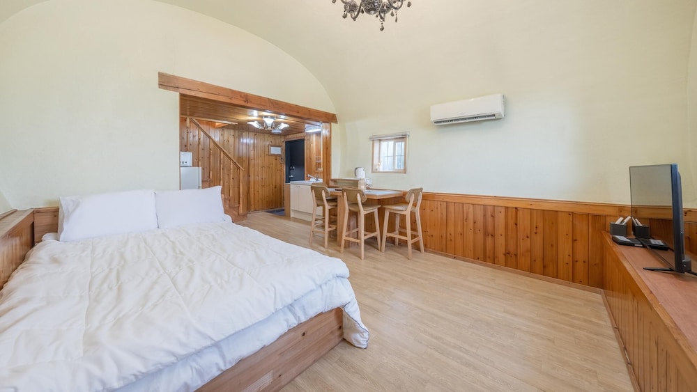 Basic Room, 1 Bedroom (Napolly (Dokchae)) - Photo 1