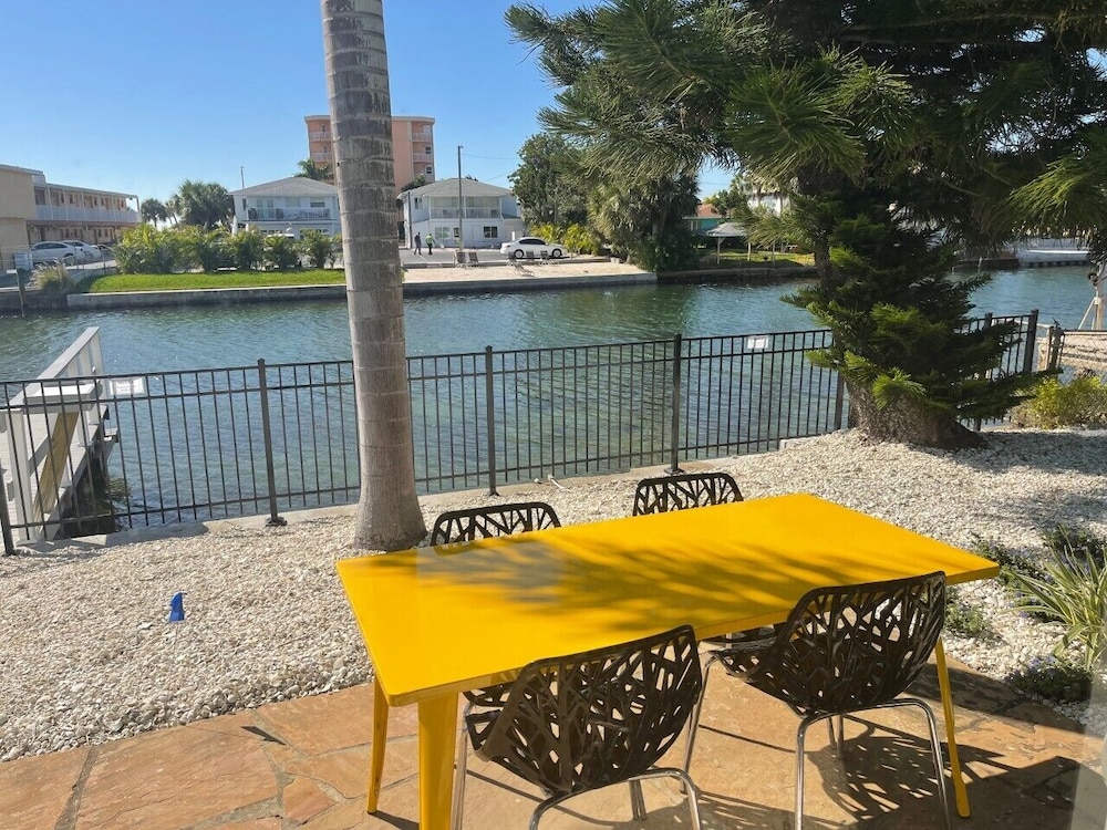 Executive Suite, 1 Bedroom, Patio, Marina View photo 1