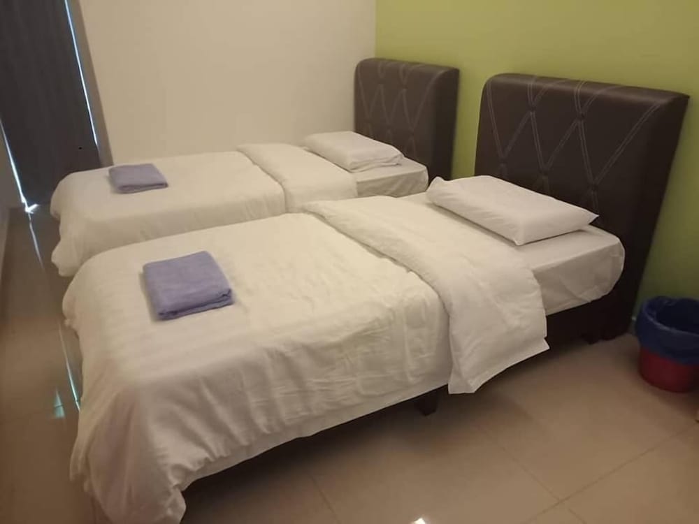 Deluxe Twin Room - Photo 2