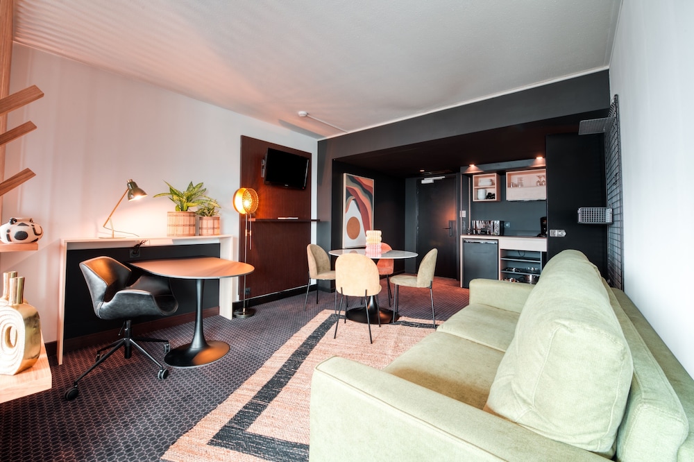 Family Apartment photo 1