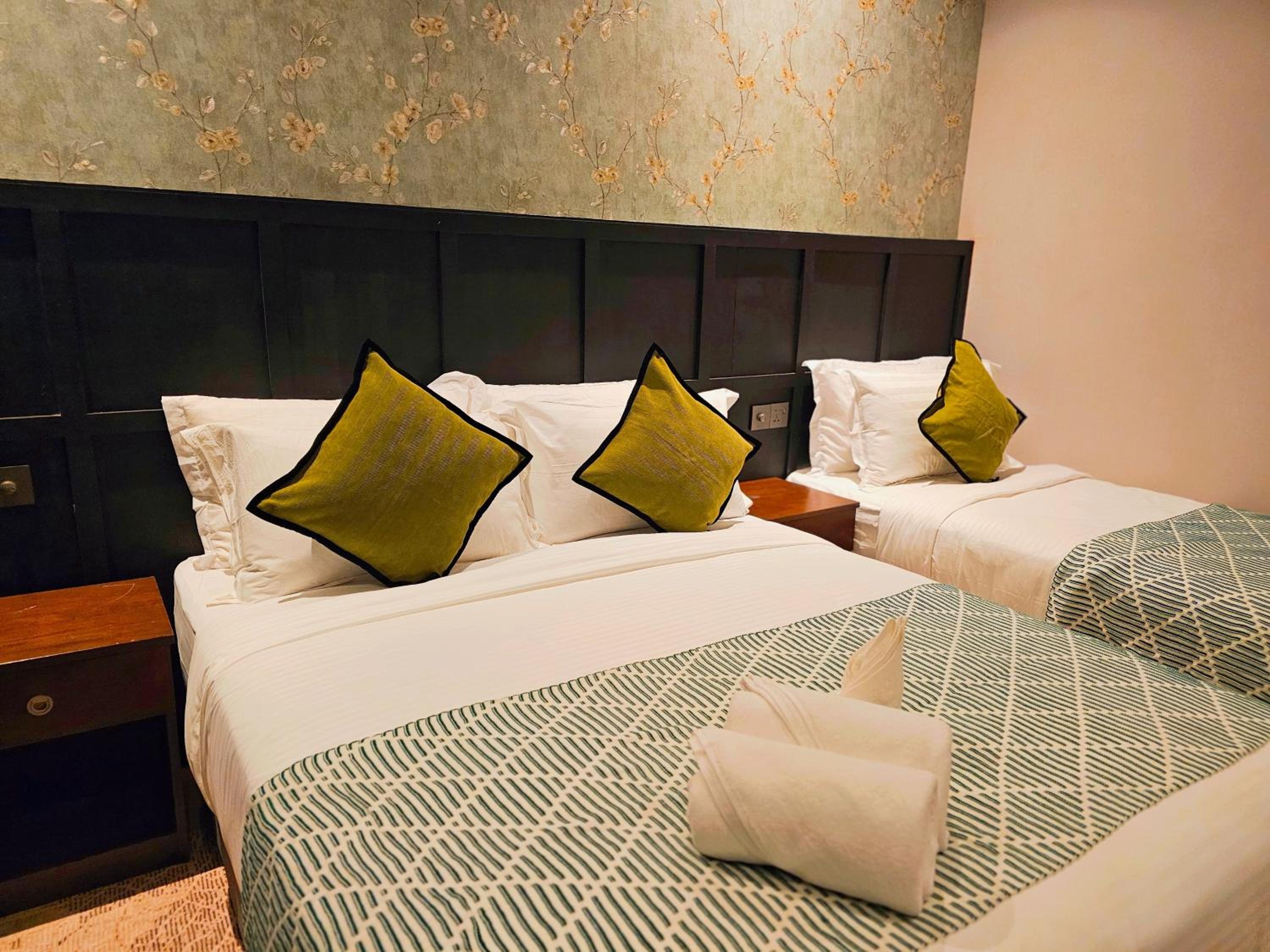 Superior Triple Room - Photo 7
