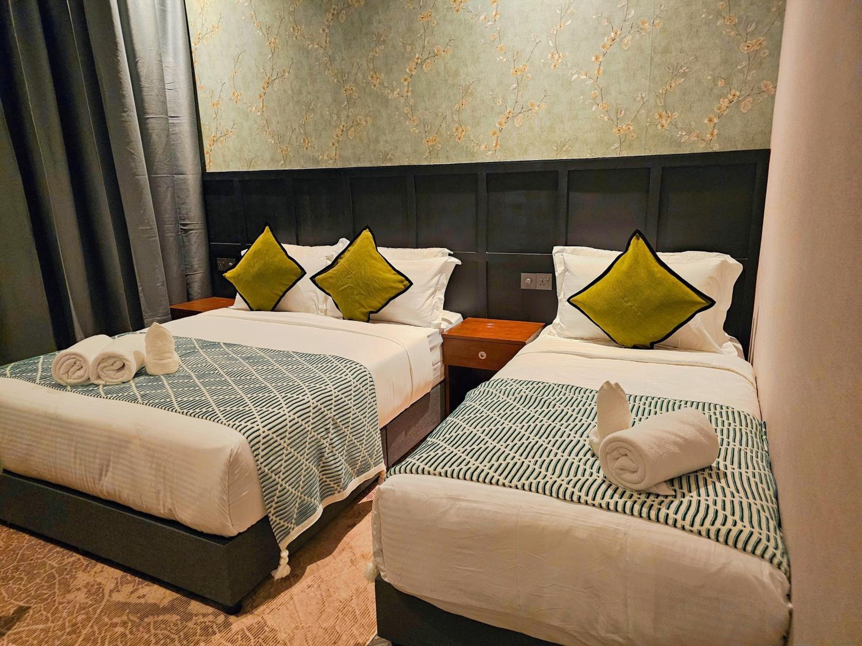 Superior Triple Room - Photo 14