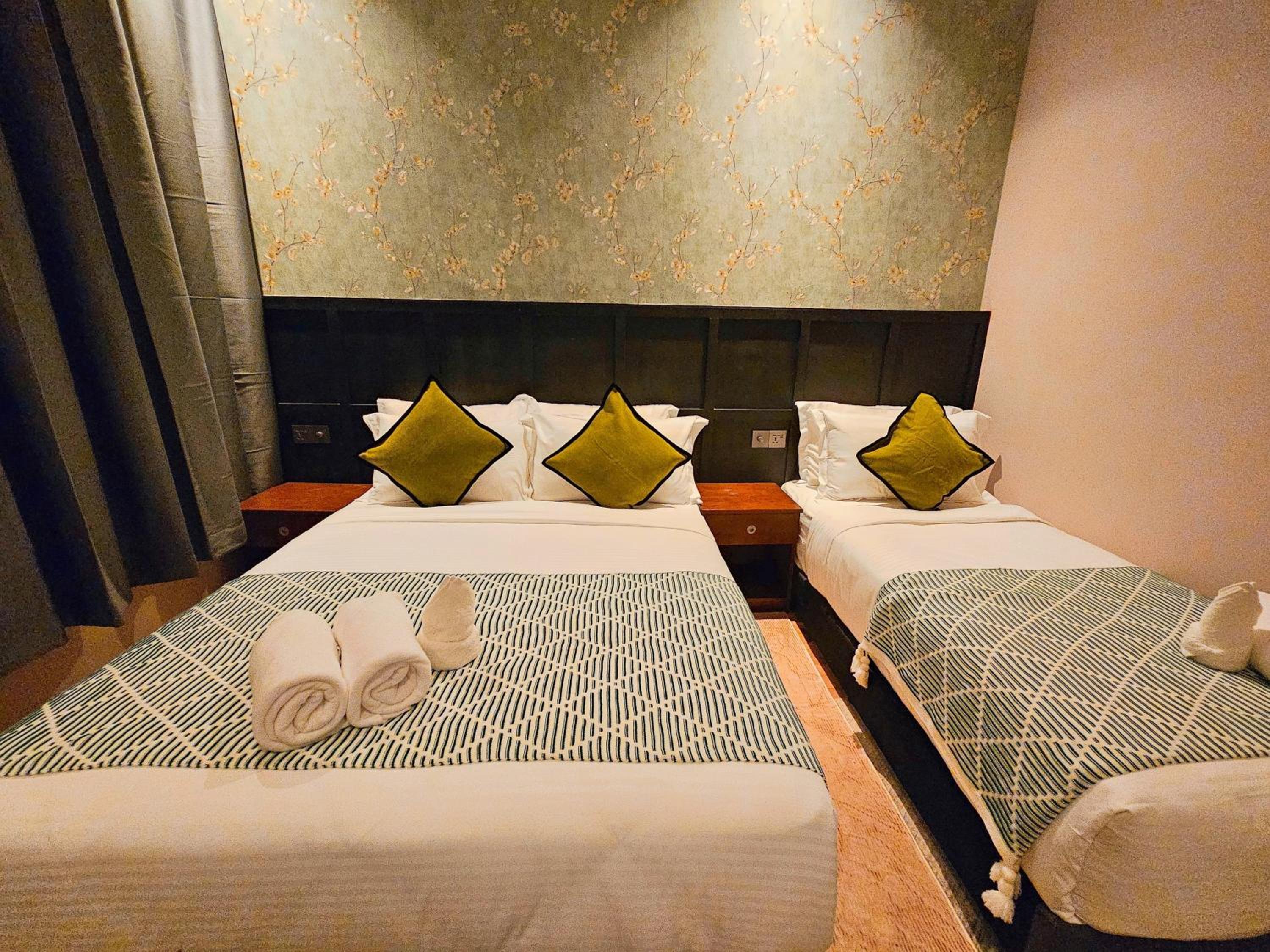Superior Triple Room - Photo 2