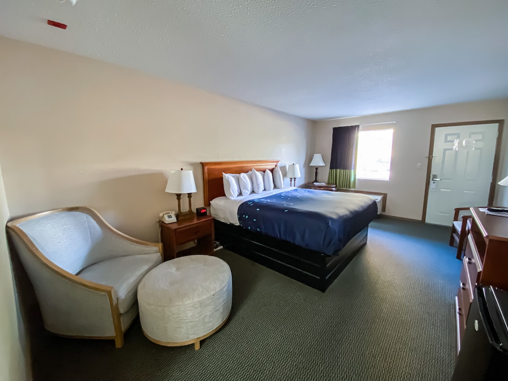 Premium King Room Ground Floor photo 1