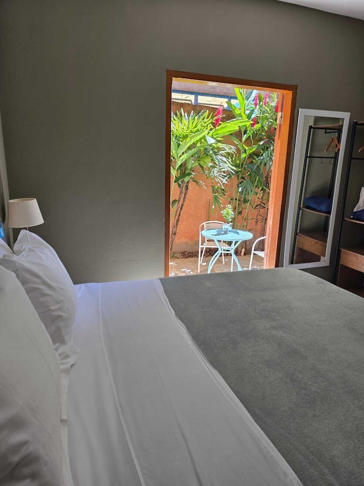 Junior Room, 1 King Bed, City View photo 1