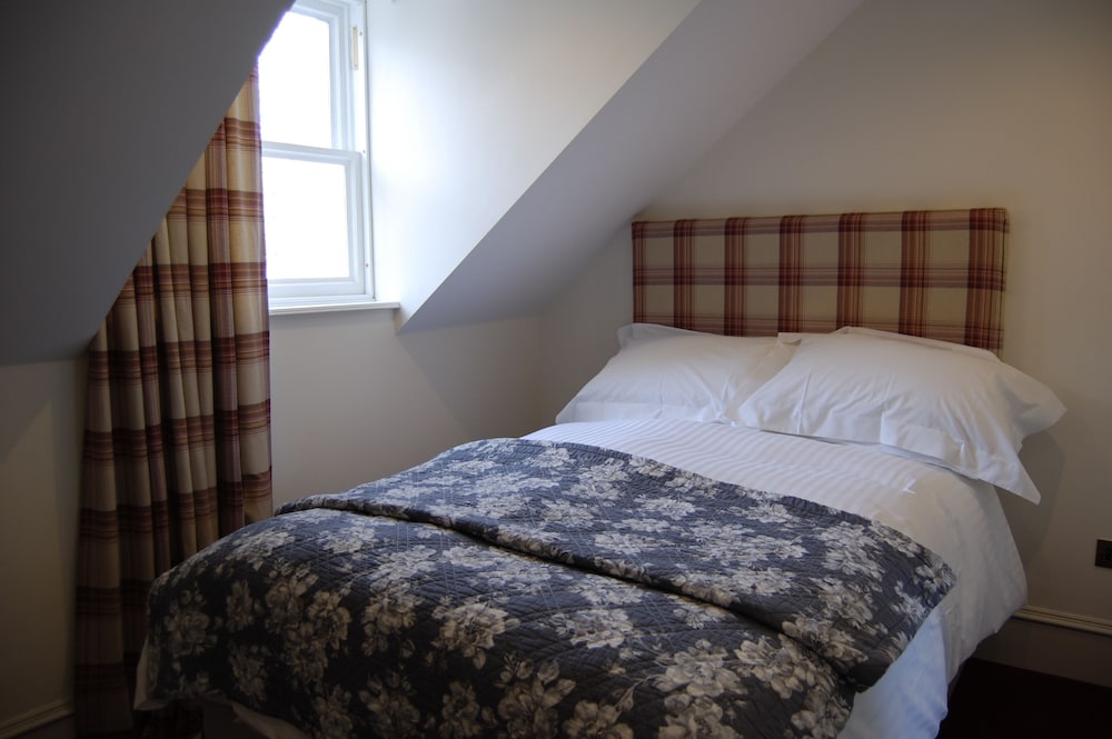 Deluxe Single Room (Room 1 - Small Room & Bed) photo 1