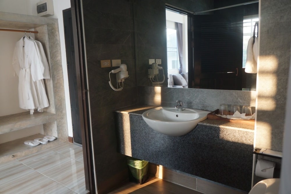 Family Triple Room - Photo 2