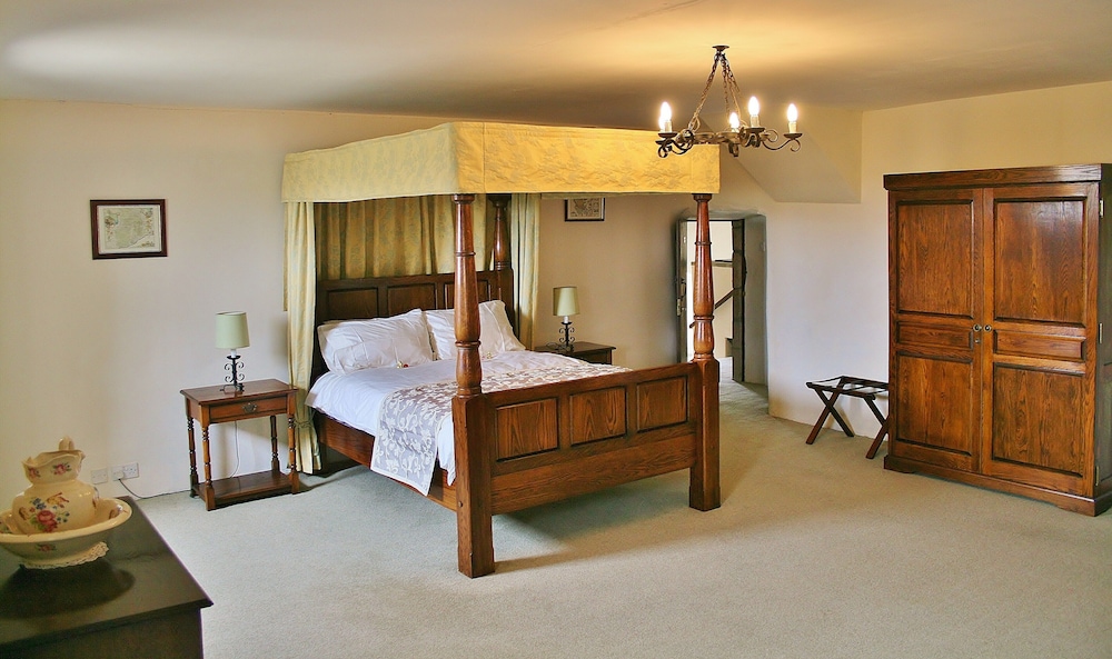 Double Room (4Poster) photo 3
