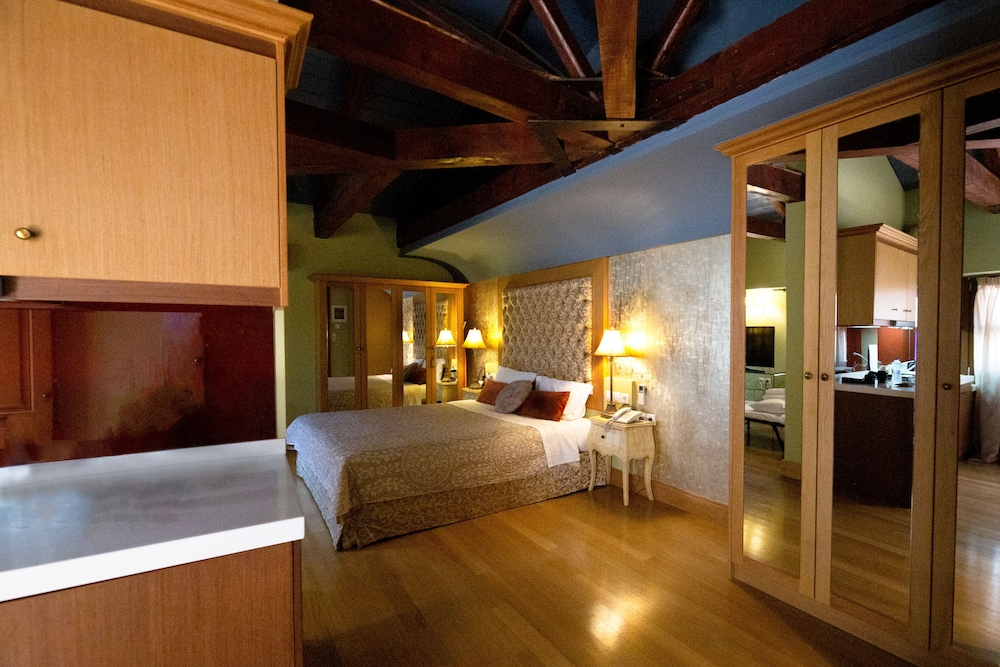 Comfort Suite - Photo 2