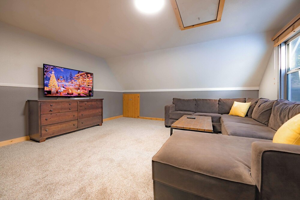 Cabin, Multiple Beds, Patio, Mountain View (The Heavenly Foothills)