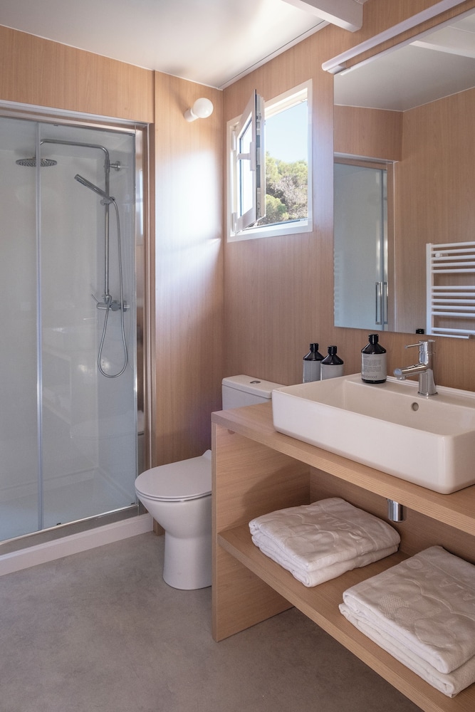 Premium Mobile Home, 2 Bedrooms photo 3
