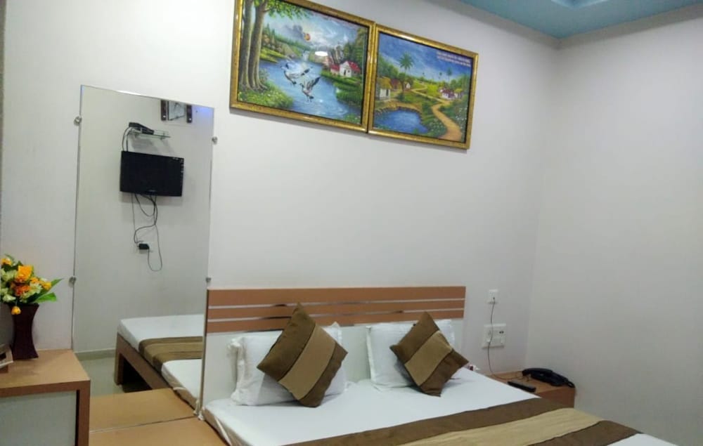Deluxe Non AC Room
