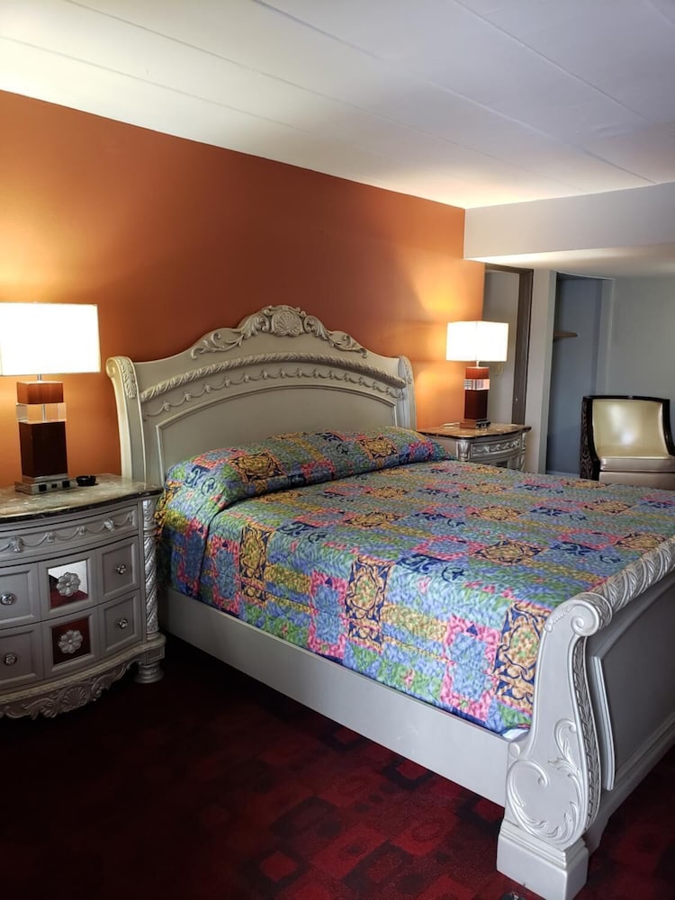 Basic Double Room