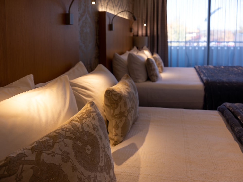 Deluxe Room (Twin) photo 3