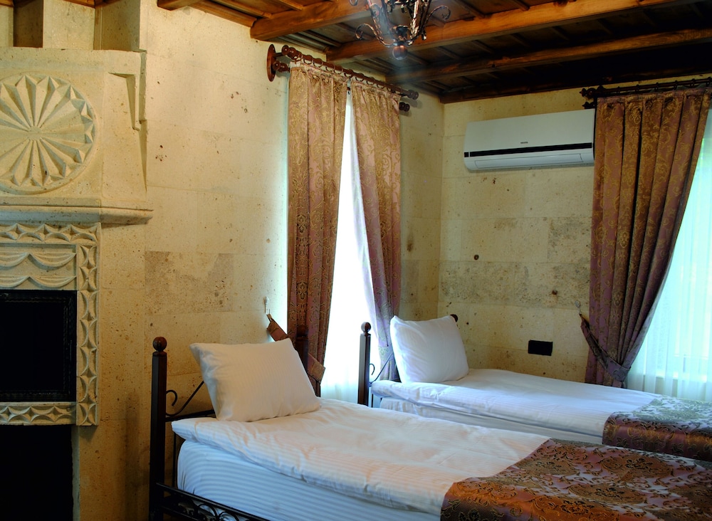 Twin Room, 2 Twin Beds photo 1