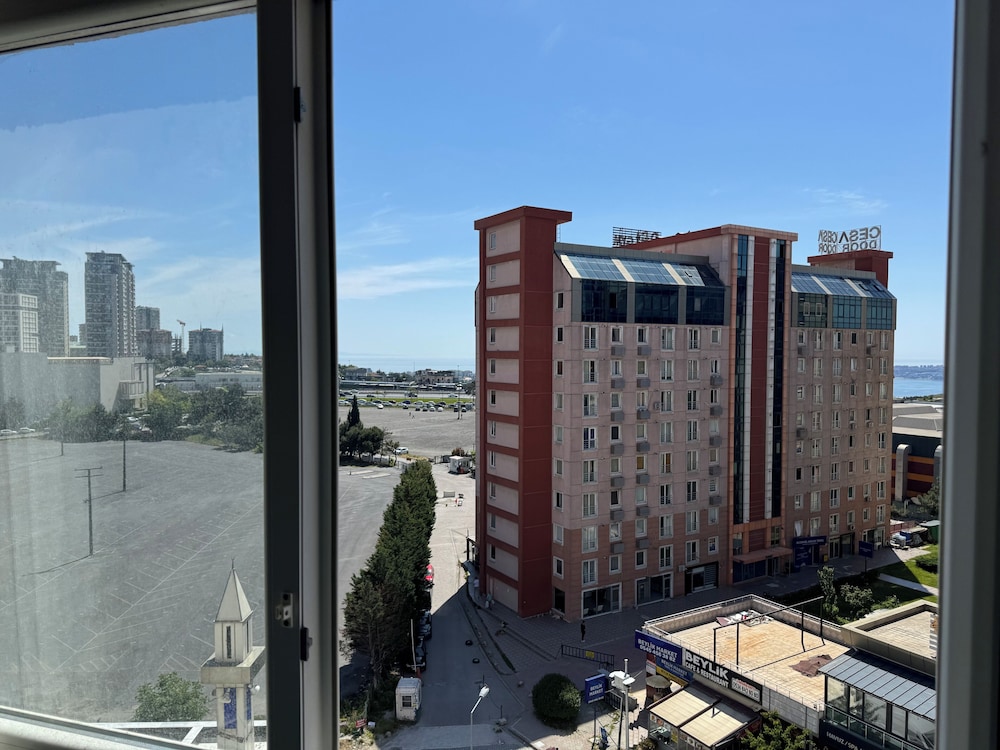 Basic Apartment, City View photo 2
