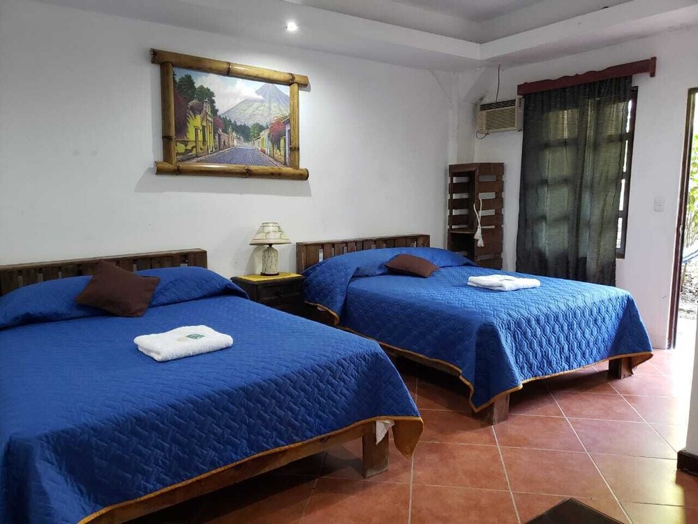 Basic Twin Room, Patio, Garden View