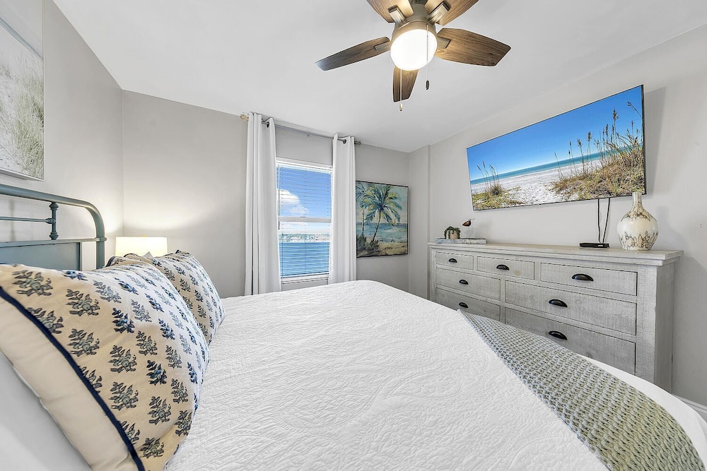 Elite Condo 1 Bedroom 2 Bathrooms Ocean View 8th Floor photo 3