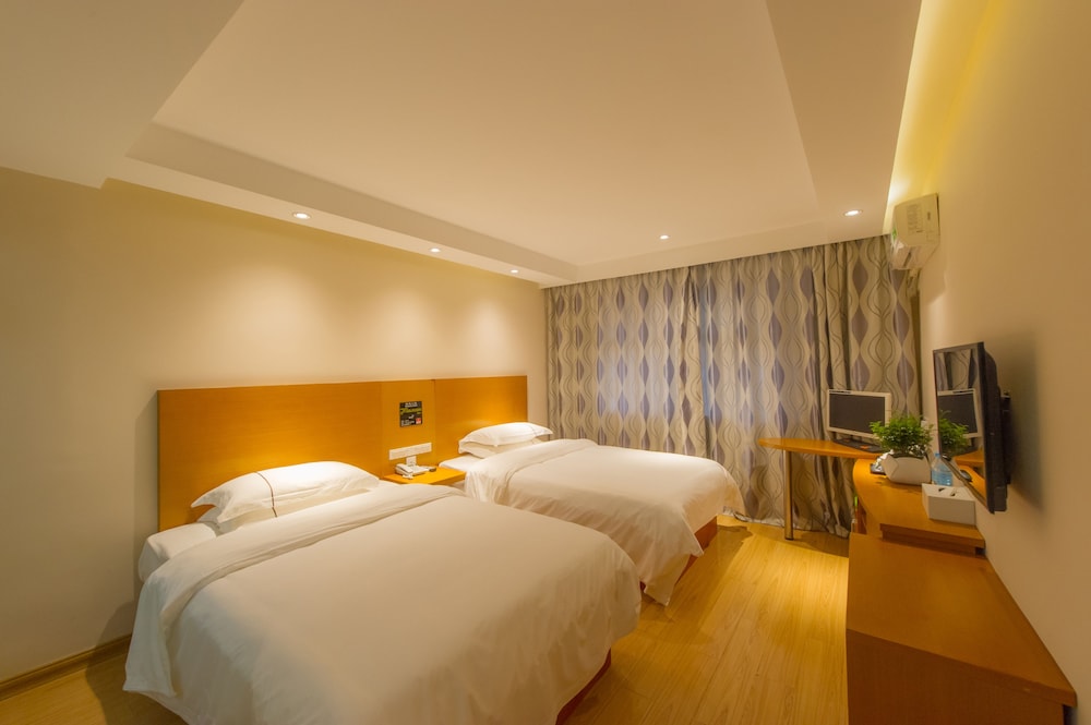 Deluxe Twin Room photo 2