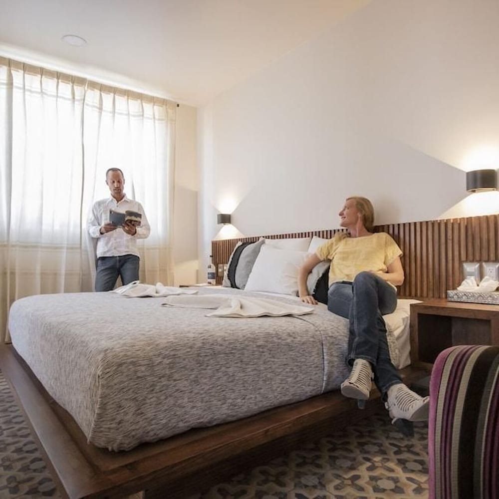 Comfort Suite, Balcony, City View photo 3