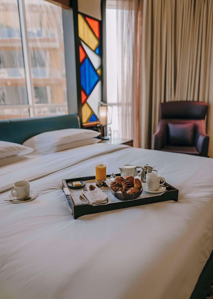 Andaz, Deluxe Suite, Sea View photo 2
