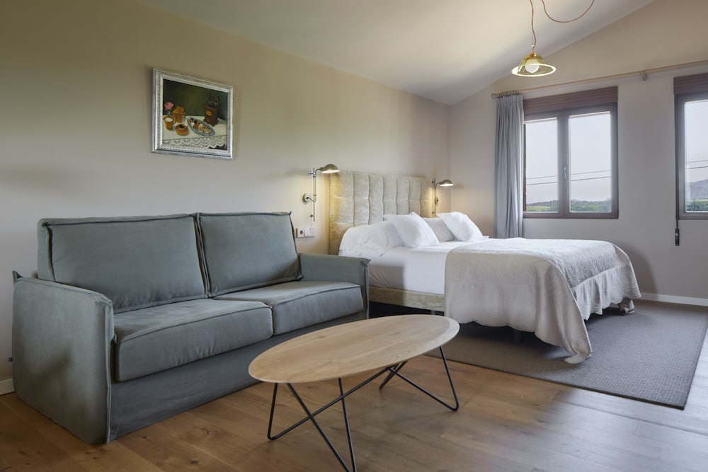 Junior Suite - Photo 1