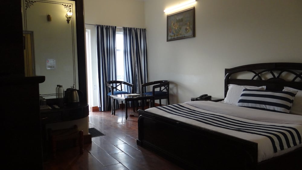 Deluxe Room - Photo 4