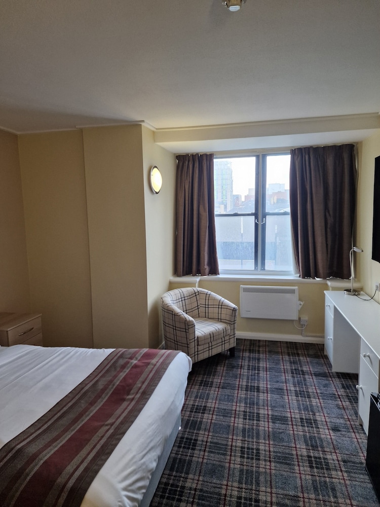 Executive Double Room - Photo 10