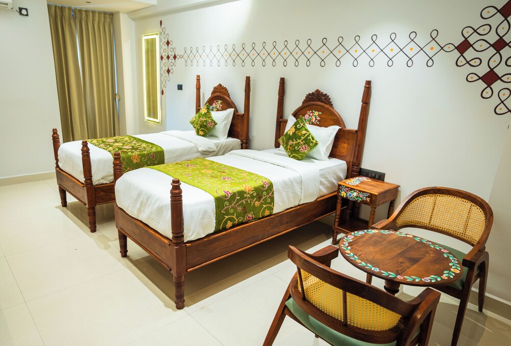 Deluxe Double or Twin Room, City View