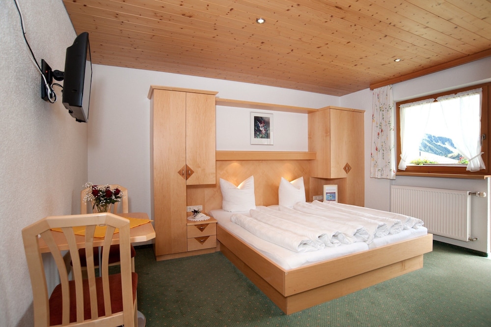 House photo 2