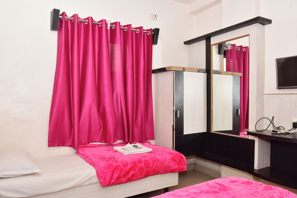Triple Bed AC - Photo 8