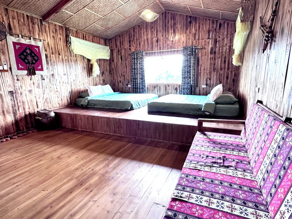 Deluxe Bungalow photo 1