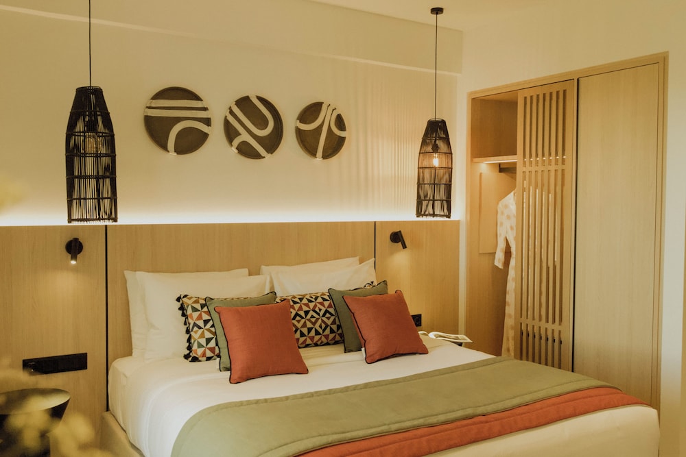 Standard Suite - Photo 1
