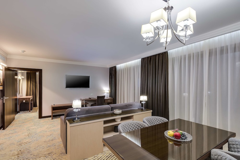 Suite, Park View photo 1
