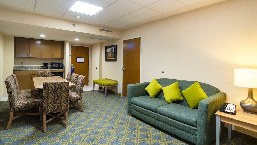 Suite, 2 Bedrooms (Governor)