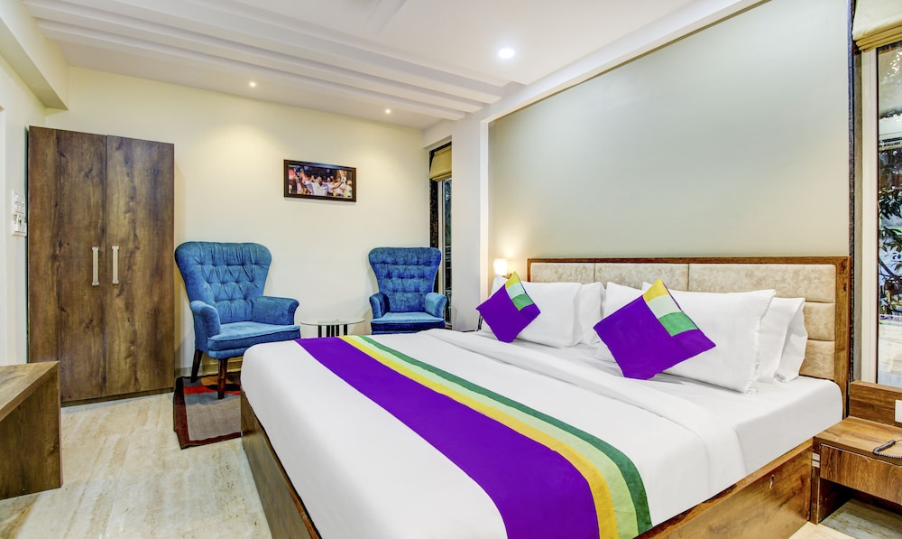 Deluxe Room - Photo 8