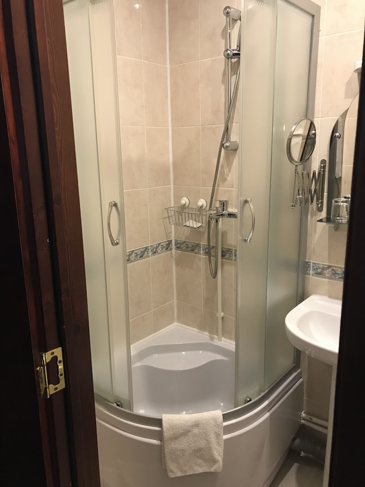 Standard Double or Twin Room photo 2