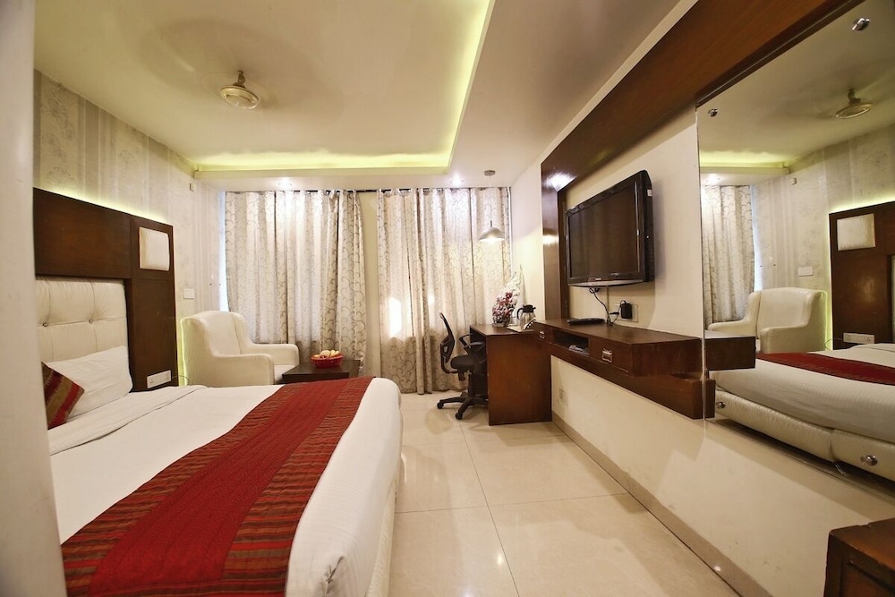 Elite Room