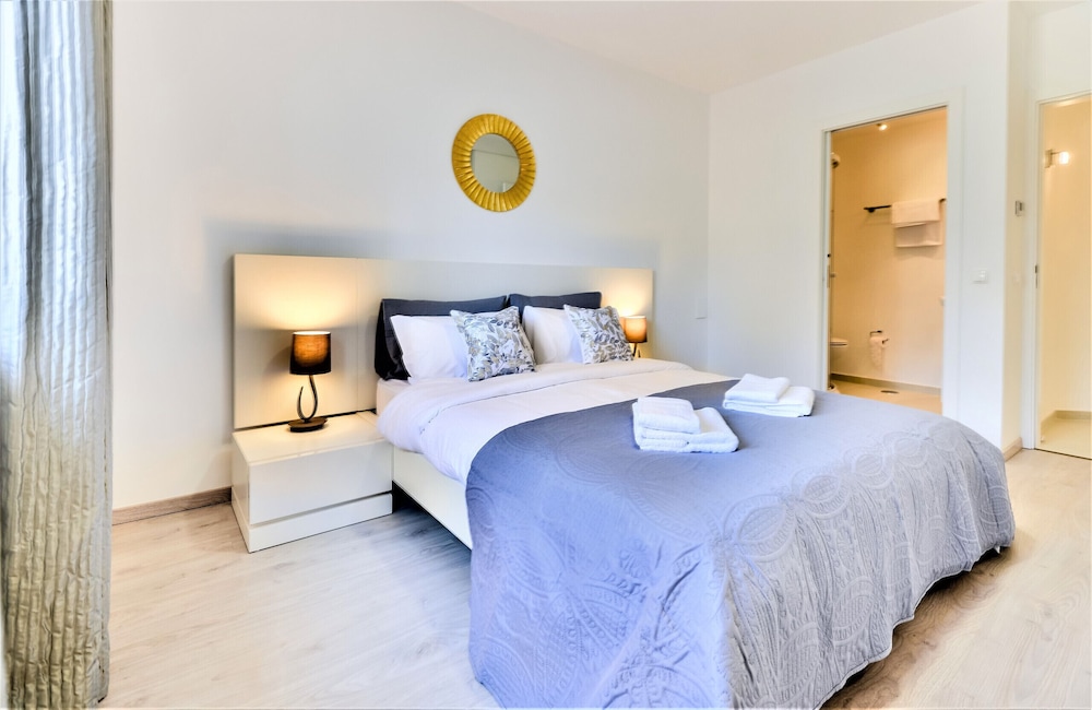 Apartment, 2 Bedrooms, Terrace, Garden View photo 1