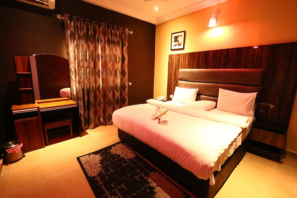 Presidential Apartment photo 3