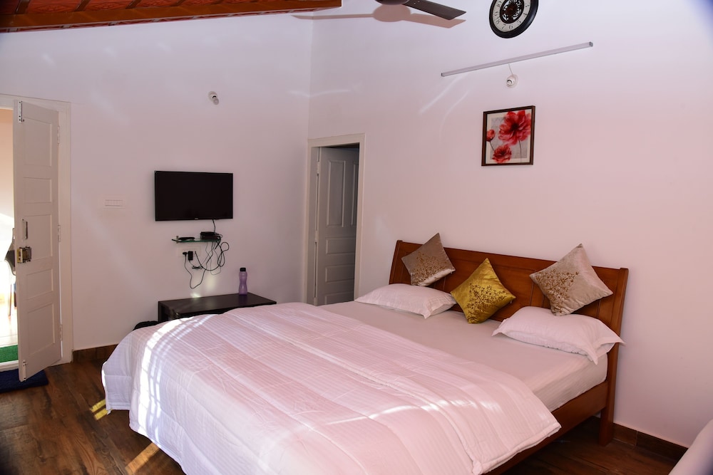 Classic Double Room, Garden View photo 1