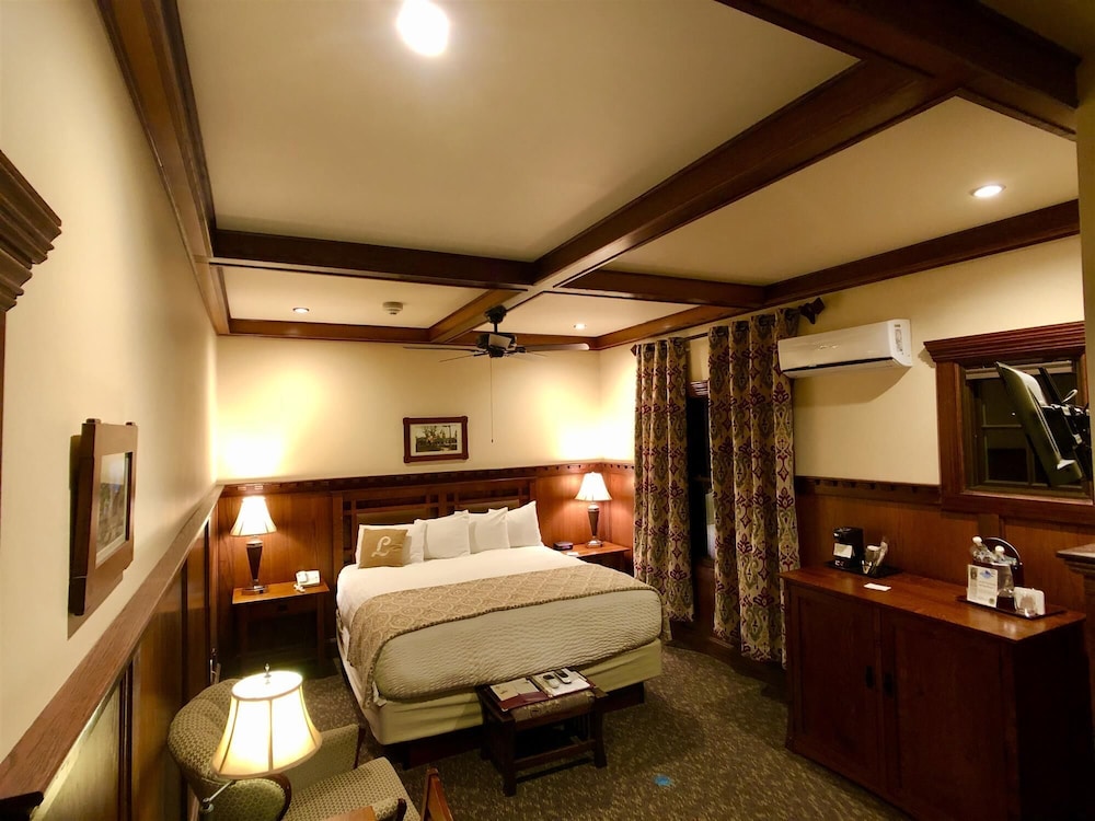 Premium Room - Photo 1