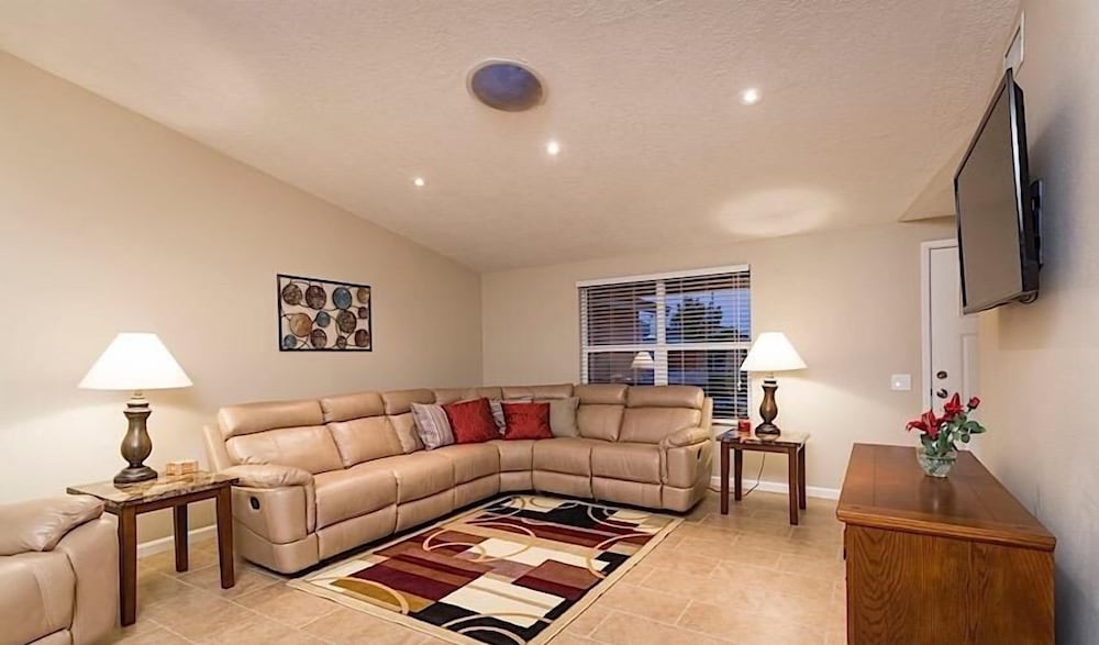 Condo, 3 Bedrooms photo 3