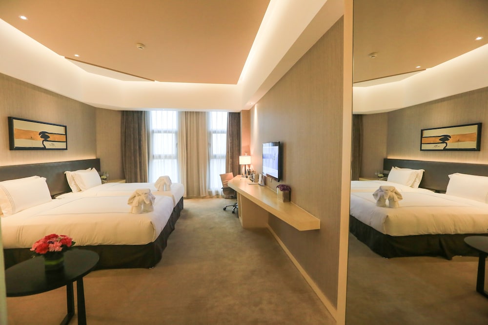 Deluxe Twin Room photo 2
