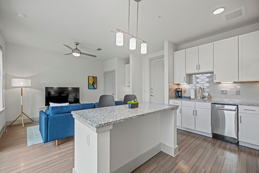 Premium Apartment, 1 Bedroom, Accessible - Photo 25