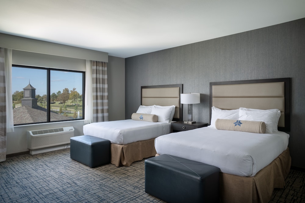 Standard Suite, 2 Queen Beds, Refrigerator (Double Queen Suite) photo 1